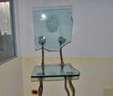 Sedia da arredamento vetro ferro con stemma sabbiato città di Spoleto 